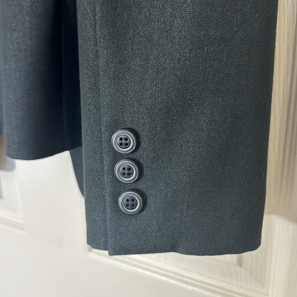 TAHARI Charcoal Gray Blazer With Pockets and Animal Print Lining Size 10p - Picture 7 of 9